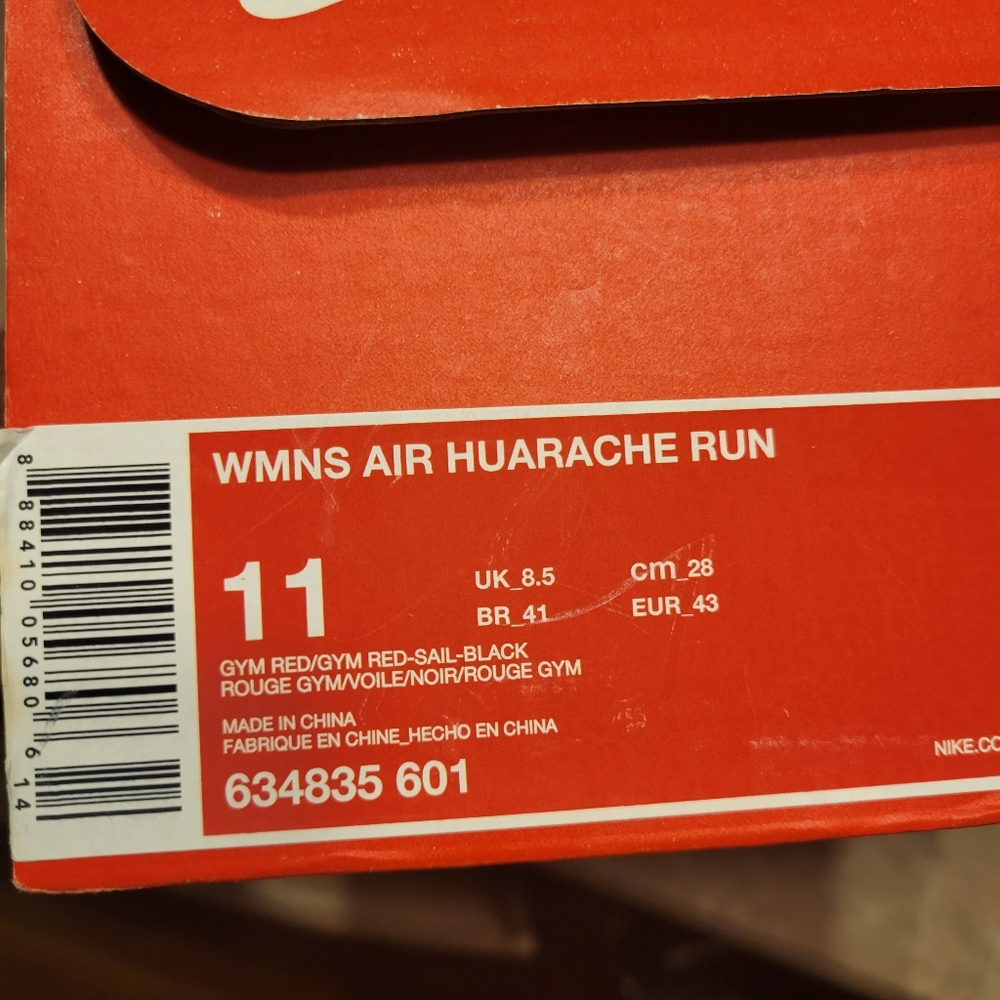 Nike Size 11 Red Huarache